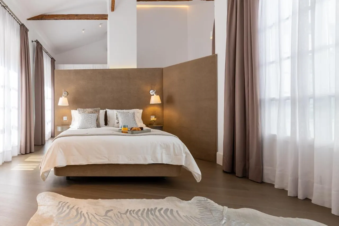 Living4Malaga Aduana Imperial Apartment 0*, Malaga Spain